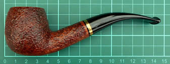 Savinelli Venere - Designed as a tribute to Botticelli’s “Birth of Venus” the honey-blonde pipes come in boxes with this famous painting, in colour, on the lid.